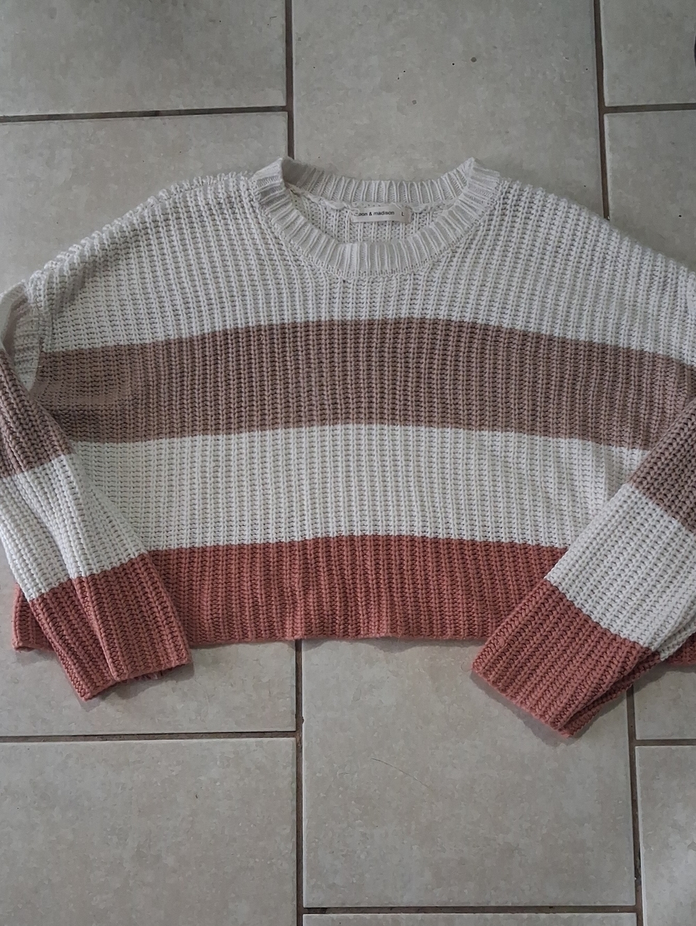 Moon And Madison Cream & Rose Pink Sz L Cropped Stripped Cable Knit Sweater